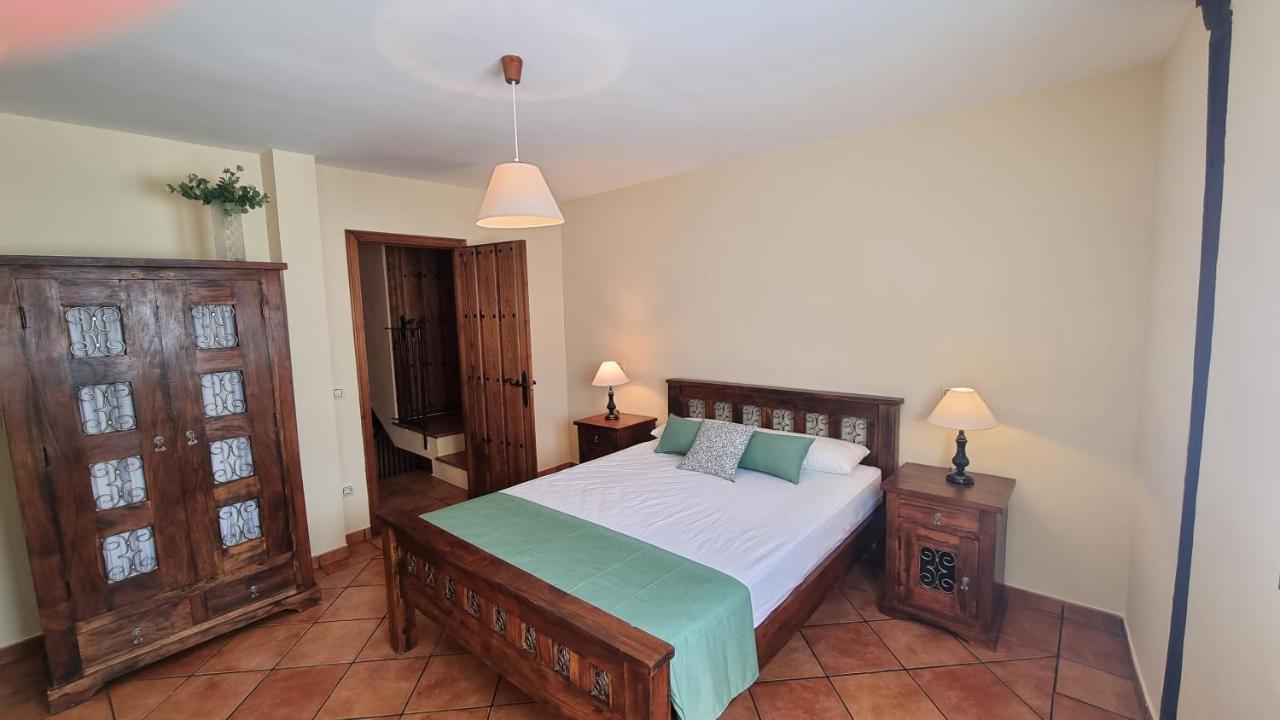 Casa Rural La Posada De Santa Teresa Pastrana Ngoại thất bức ảnh