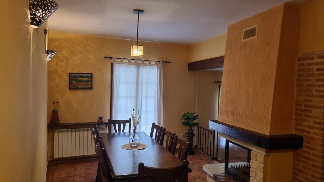 Casa Rural La Posada De Santa Teresa Pastrana Ngoại thất bức ảnh