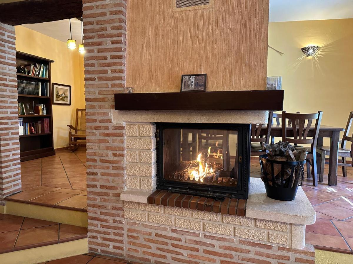 Casa Rural La Posada De Santa Teresa Pastrana Ngoại thất bức ảnh