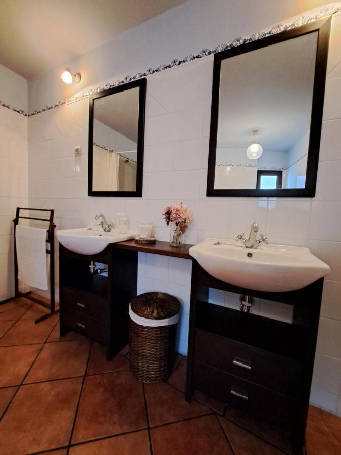 Casa Rural La Posada De Santa Teresa Pastrana Ngoại thất bức ảnh